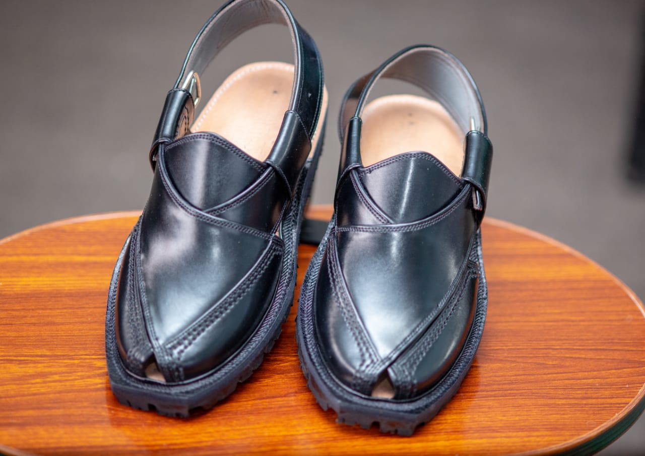Premium Quality Norozi Chappal / Sandal – Gents – Genuine Leather